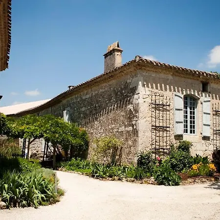 Saint-maurin Sleeps 4 Pool *